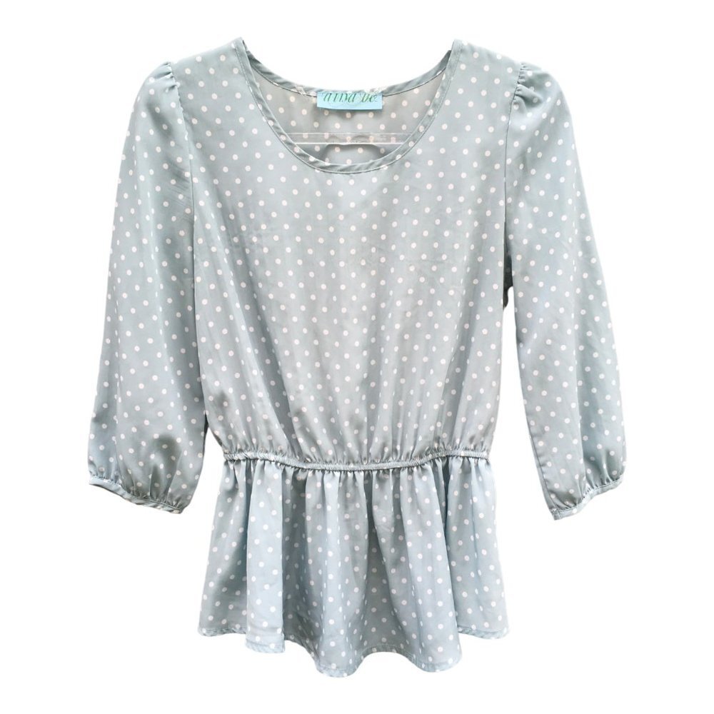 Aina Be Francesca’s Baby Blue Polka Dot 3/4 Sleeve Top Medium NWOT - Picture 2 of 6